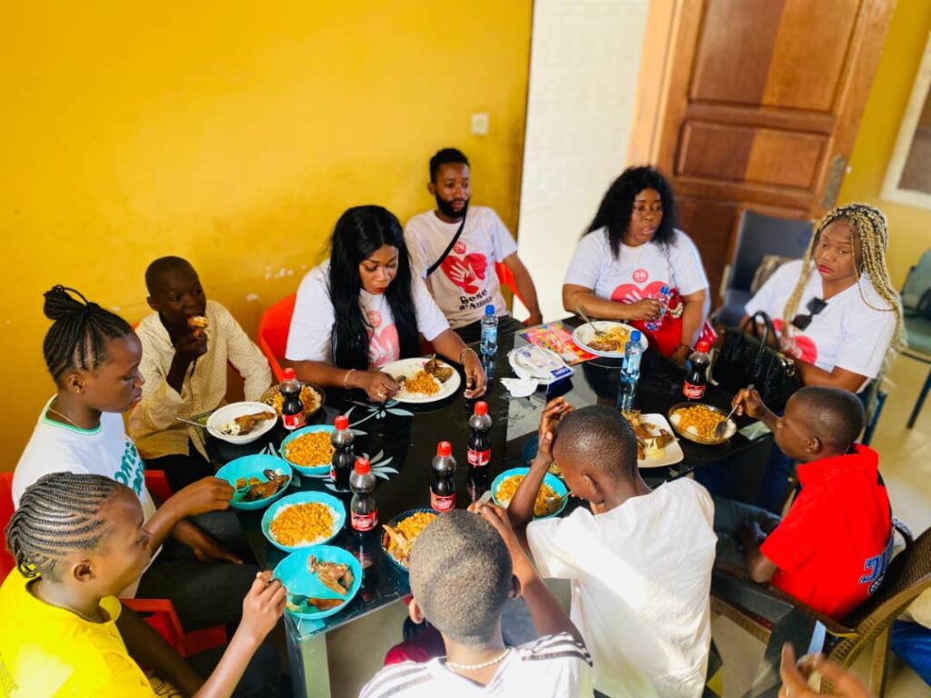 Kongo Central : le geste d’amour de Marie-France Ebengo à l’orphelinat cinq étoiles de Boko 1 3 IMG 20240927 WA0024