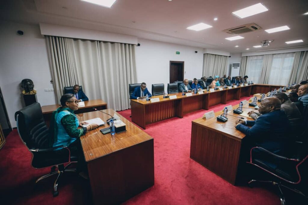 RDC : la Première Ministre Judith Suminwa, garante du respect des procédures pour une revalorisation historique du SMIG 1 IMG 20250122 WA0060
