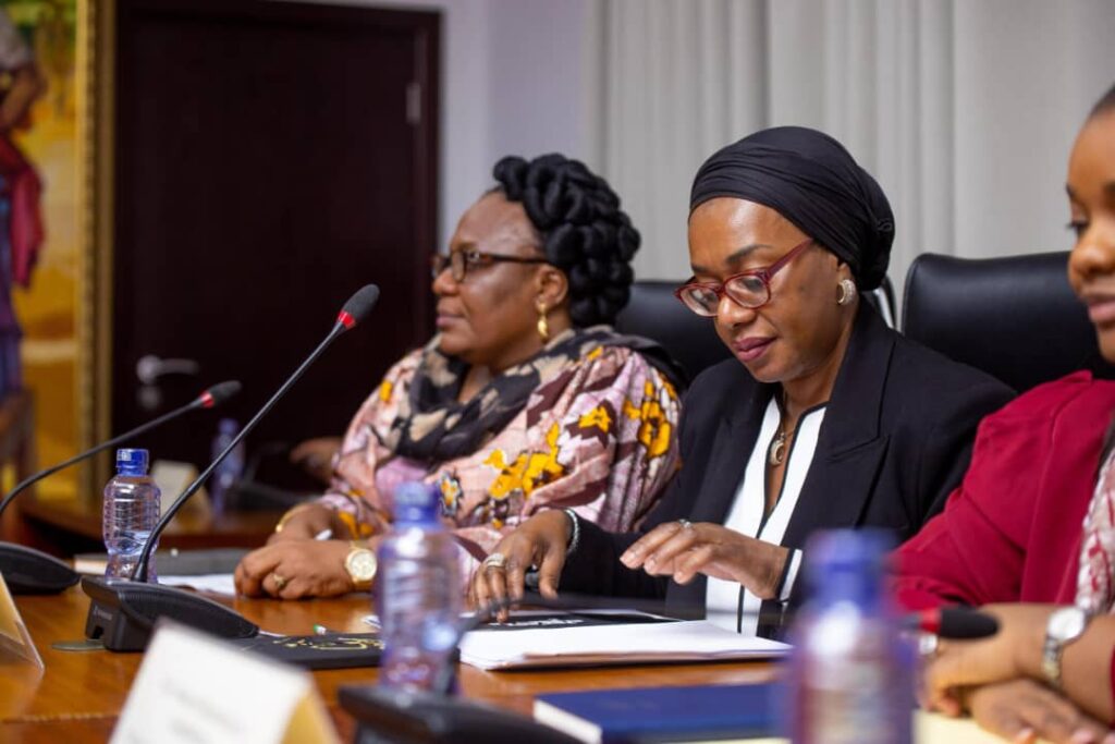 RDC : le gouvernement lance une campagne nationale pour sensibiliser la jeunesse sur la guerre dans l’Est 3 1000381643