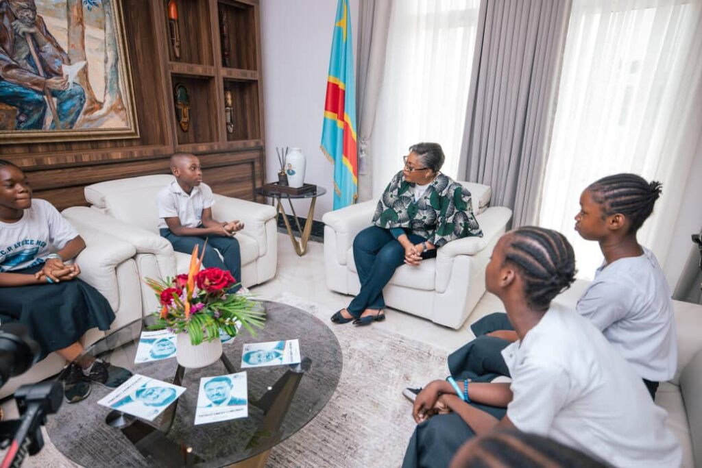 RDC : le gouvernement lance une campagne nationale pour sensibiliser la jeunesse sur la guerre dans l’Est 2 1000381644