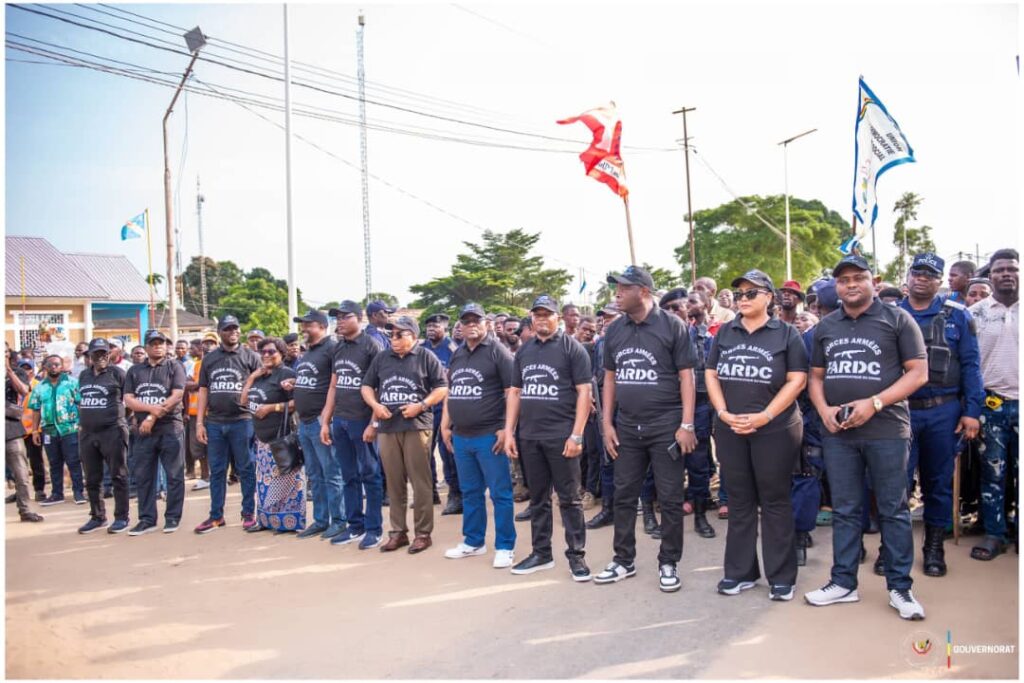 À Muanda, Grâce Bilolo apporte son soutien aux nouvelles recrues de la base militaire de Kitona 2 1000419704