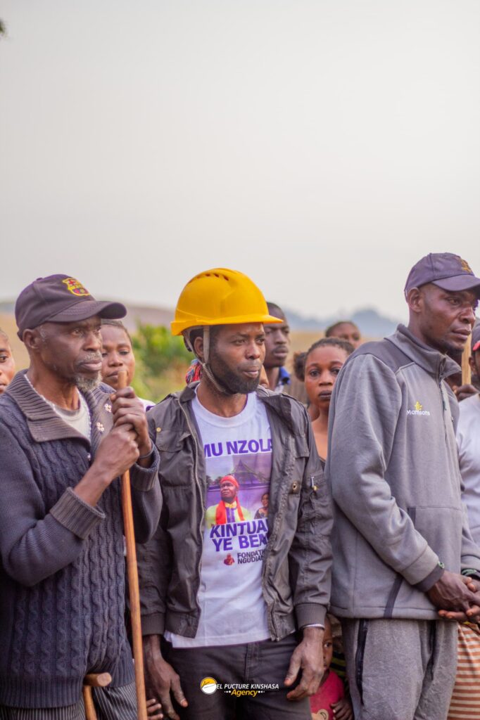 Luozi : Néfertiti Ngudianza intensifie son soutien à l’éducation et rend hommage à Ne Muanda Nsemi 5 IMG 20250831 WA0061
