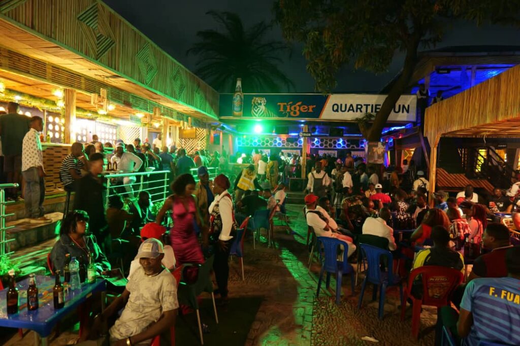 Ouverture du « Stade de France », un restaurant et lounge bar haut de gamme au cœur de Matadi 9 IMG 20251016 WA0073