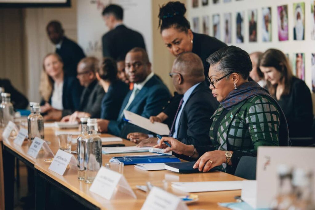 RDC : Judith Suminwa mobilise les géants miniers à Genève pour lier traçabilité, paix et développement 1 IMG 20251120 WA0098