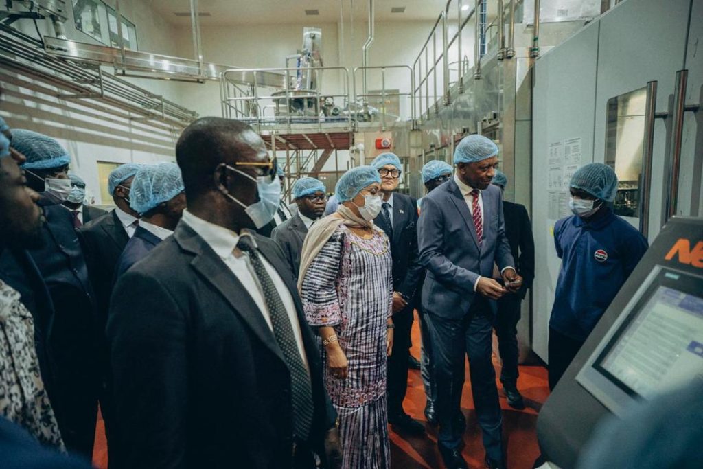 Judith Suminwa en immersion à Maluku : le gouvernement fixe un agenda industriel pour les Zones économiques spéciales (ZES) 4 IMG 20251231 WA0012