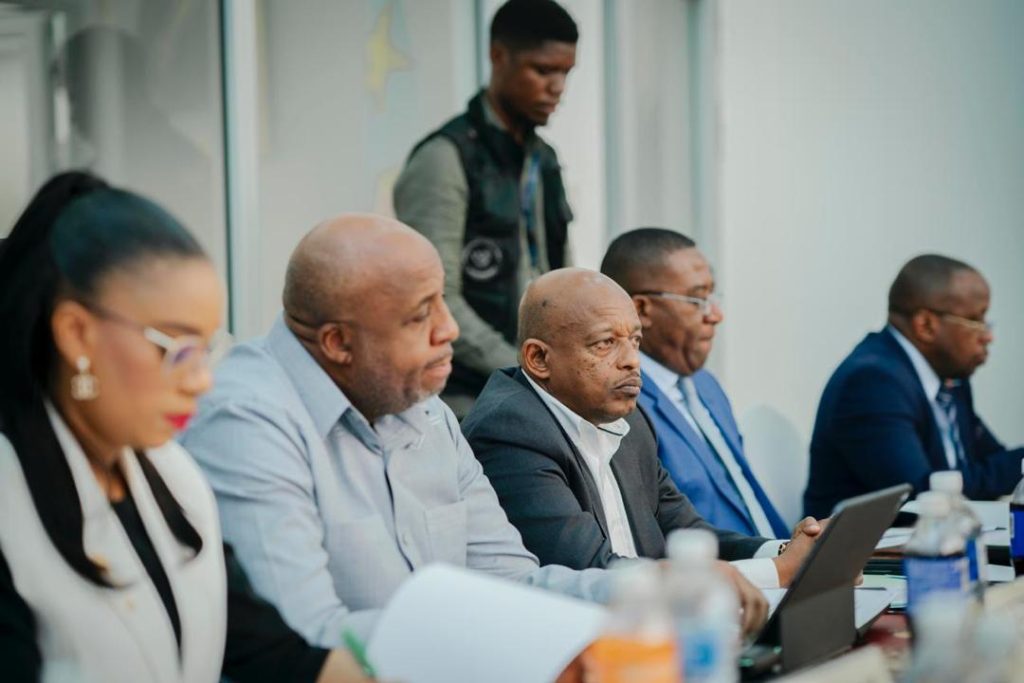 Judith Suminwa en immersion à Maluku : le gouvernement fixe un agenda industriel pour les Zones économiques spéciales (ZES) 2 IMG 20251231 WA0013