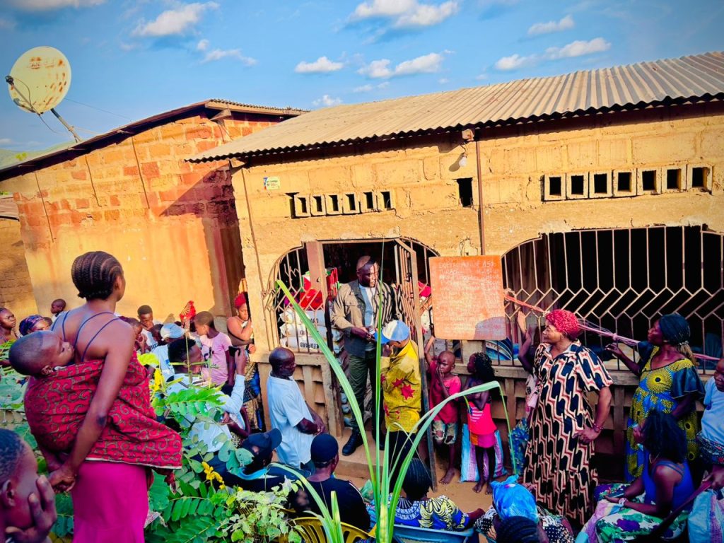 Matadi : le geste de solidarité de la « Fondation Papa Bio » de Bienvenue Mandiangu marque les esprits pour la fin d’année 2025 5 IMG 20251231 WA0145