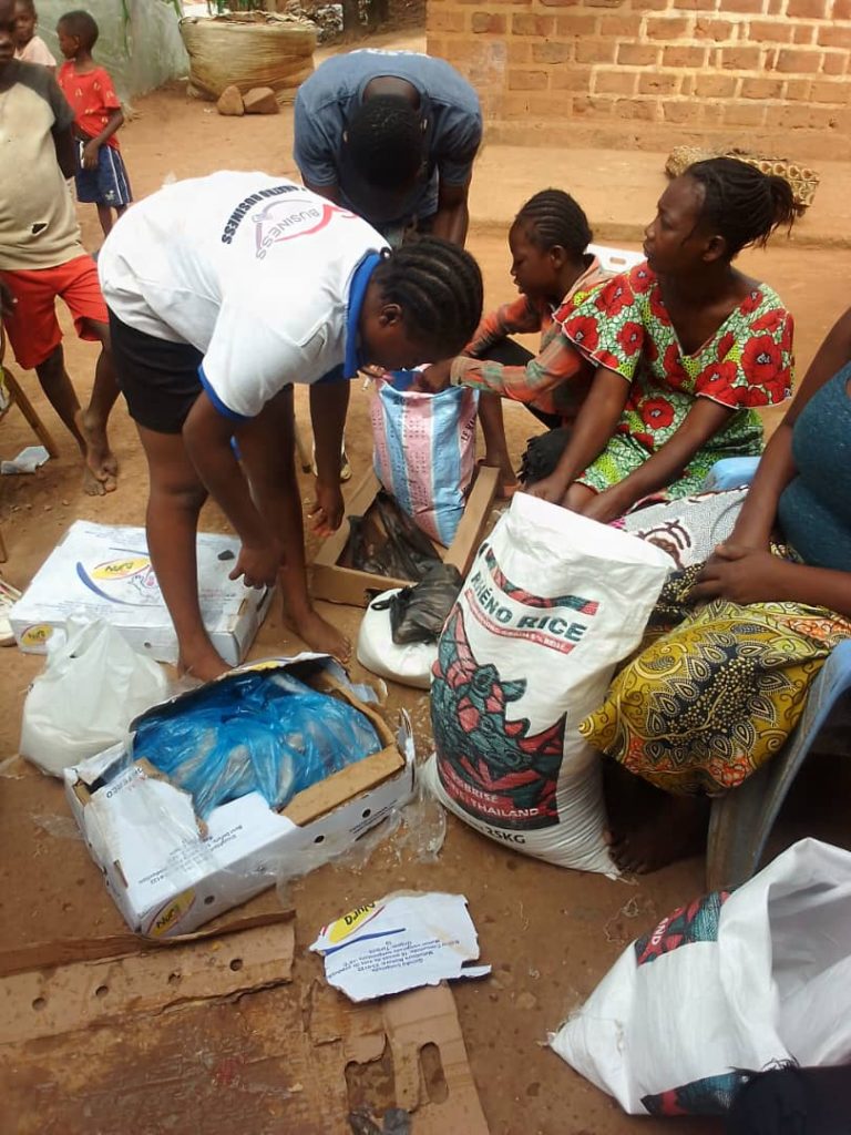 Matadi : le geste de solidarité de la « Fondation Papa Bio » de Bienvenue Mandiangu marque les esprits pour la fin d’année 2025 7 IMG 20260103 WA0044